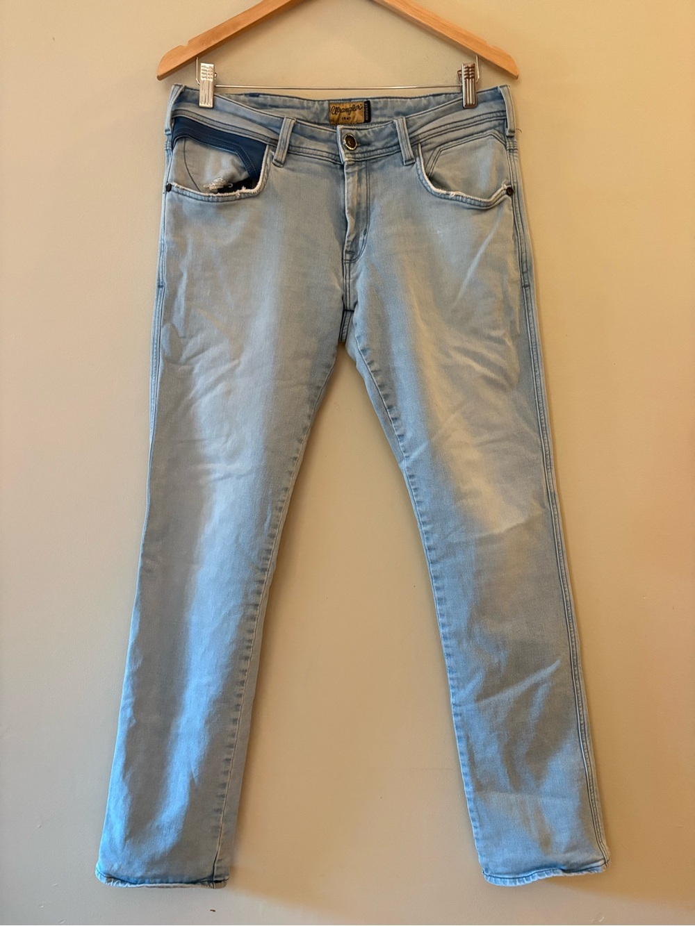 Wrangler Retro Light Wash Jeans Slim Fit Double Stitch Pocket Denim, men’s Sz 32